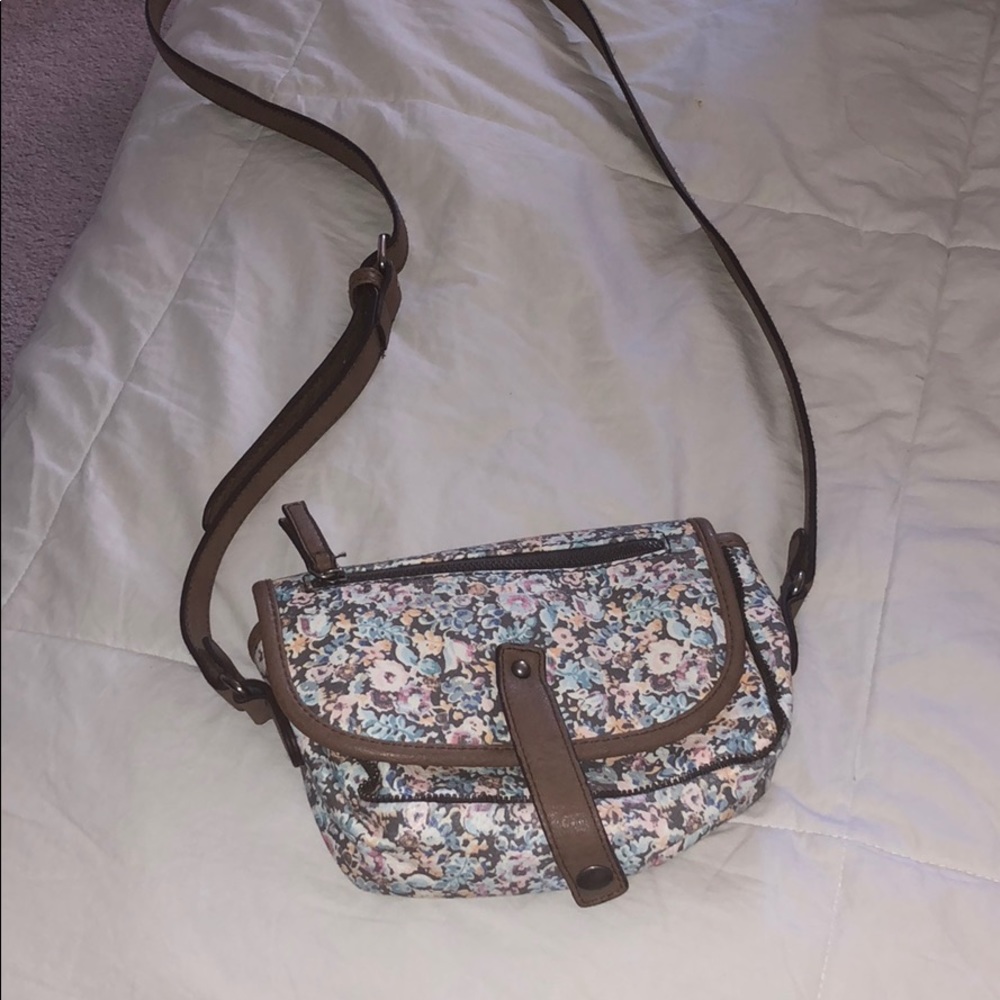 American Eagle floral purse